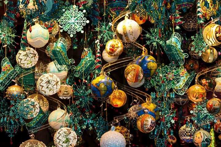 Leisure activity Christmas magic with family