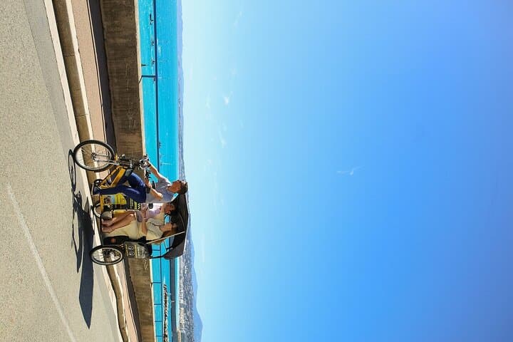 Original Nice city tour ( pedicab-vélo taxi)