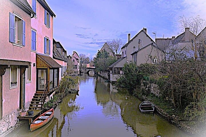 Chartres in tales and legends: from the cathedral to the city!