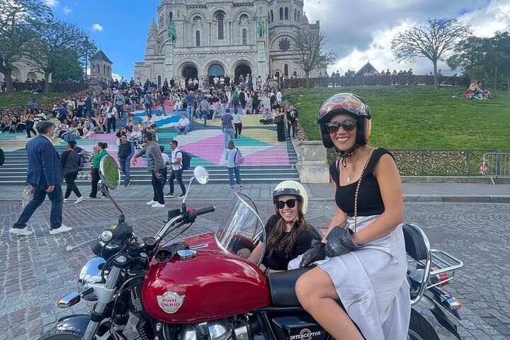 Custom Half-Day Paris Sidecar Experience
