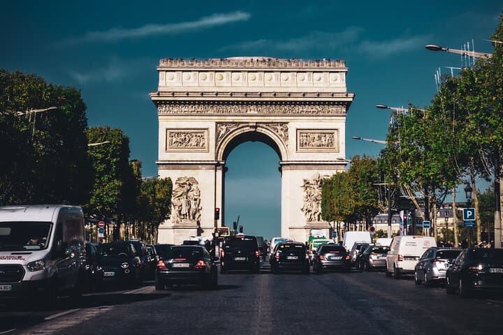 Paris in a Day Tour with Van Option