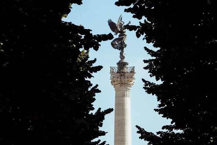 Pay As You Wish Bordeaux Walking Tour with a Glass of Wine
