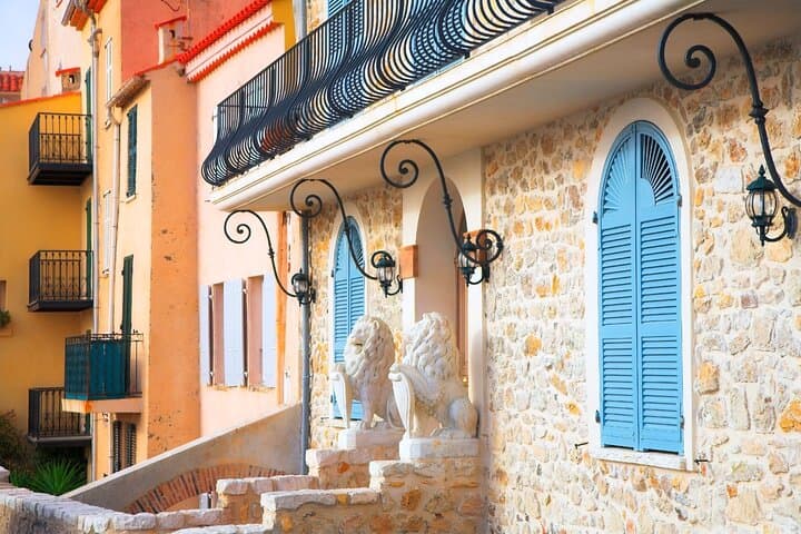 Provencal Market and Wine Tasting Full-Day Shared Tour from Nice