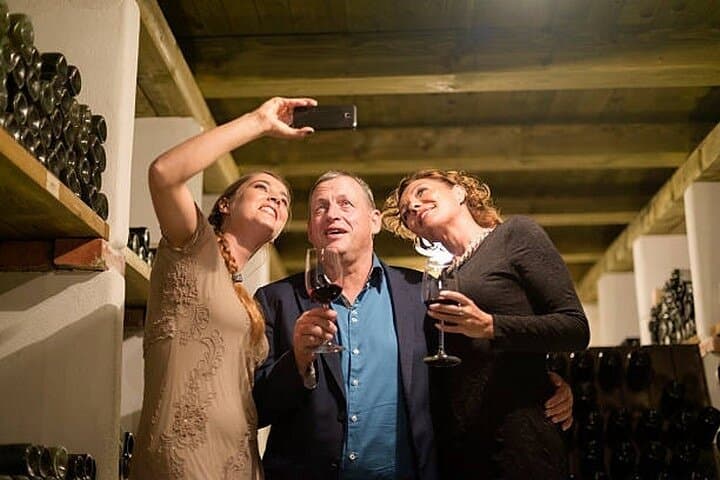 Burgundy wine tour - Private tour with professional tour guide !
