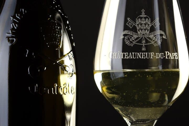 Wine tasting workshop of Châteauneuf du Pape