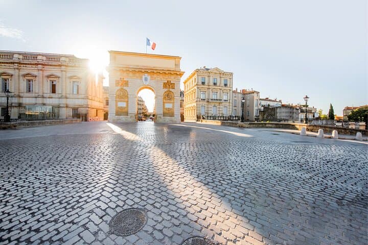 Montpellier Scavenger Hunt & Highlights Self-Guided Walking Tour