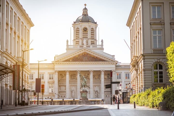 Private direct transfer from Paris to Brussels