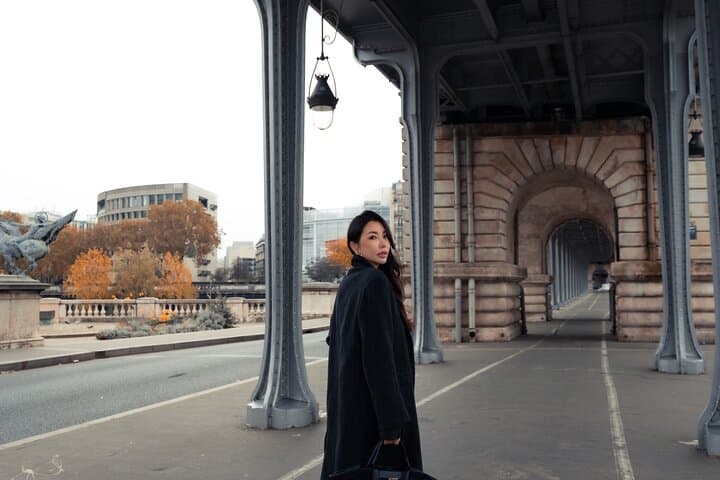 Private Professional Photoshoot near the Eiffel Tower in Paris