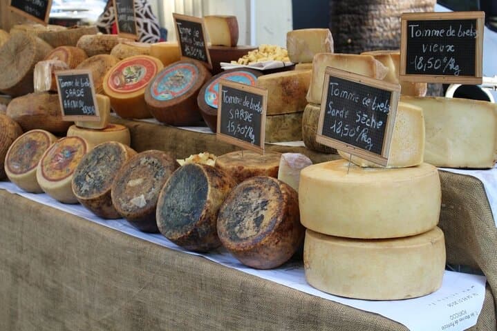 Historical & Gourmet Getaway in Ajaccio from cruise port