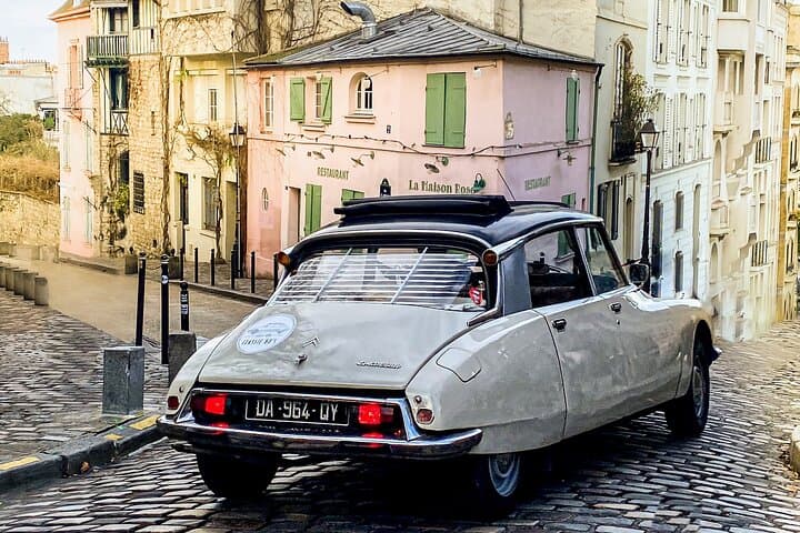 All of Paris Tour in a Vintage Open-Top French Car Citroen DS