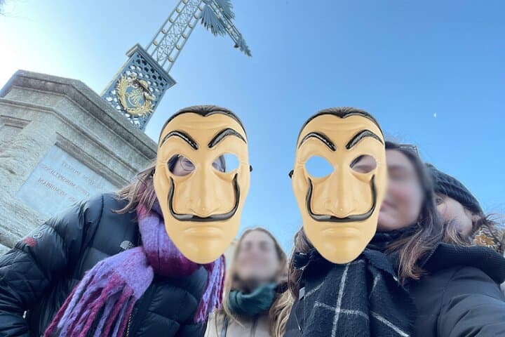 Escape game photo challenge in Montpellier