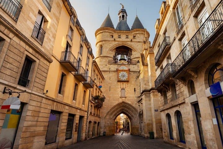Bordeaux Self Guided Walking Tour with an APP