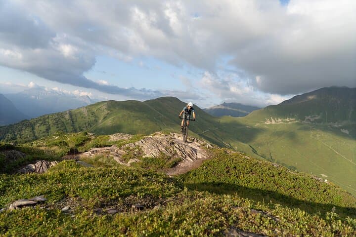 Megève Electric Mountain Bike Day — Panoramas Mont Blanc and Alps