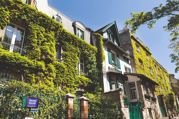 Private Montmartre walking tour
