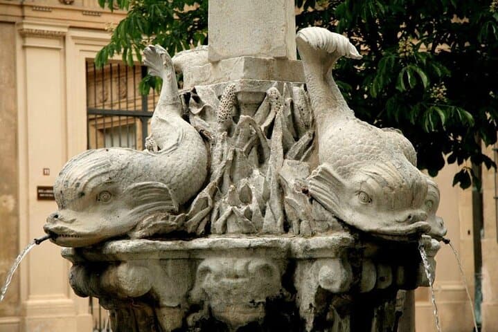 Private Tour in Aix-en-Provence or Marseille and Cassis
