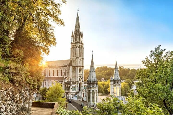 Lourdes Sanctuary Private Tour from Toulouse