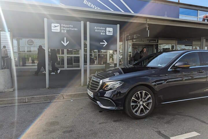 Mercedes airport