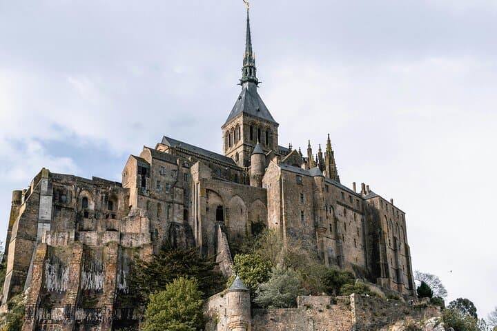 Le Havre Shore Excursion: Private Day Trip to Mont-Saint-Michel