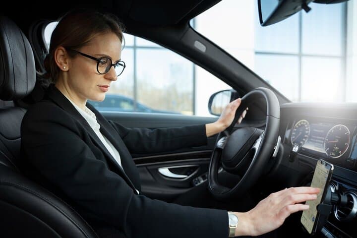 Professional Private Chauffeur Service | Luxury & Comfort | Book Your Ride Today!
