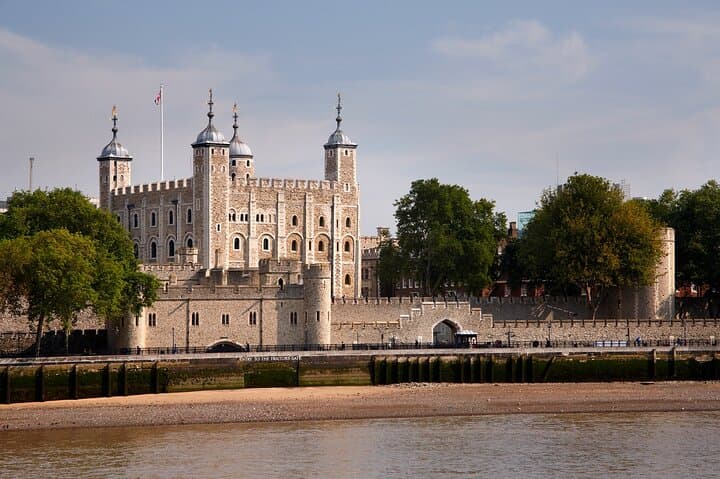 From Paris: Free and Easy Day Trip to London by Eurostar Train
