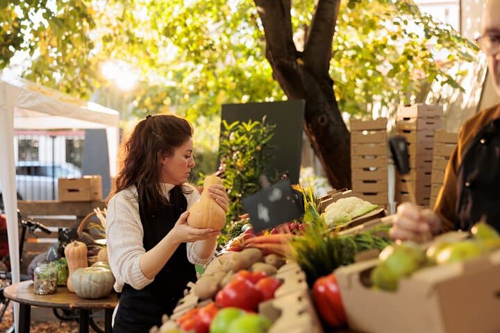 Explore Toulon in 60 minutes with a Local