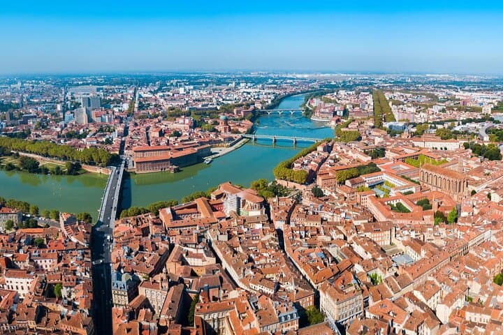 Explore Toulouse in 60 minutes with a Local