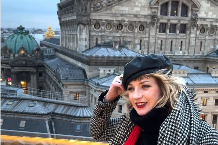 Paris Essentials Private Tour by a born-and-raised Parisian guide