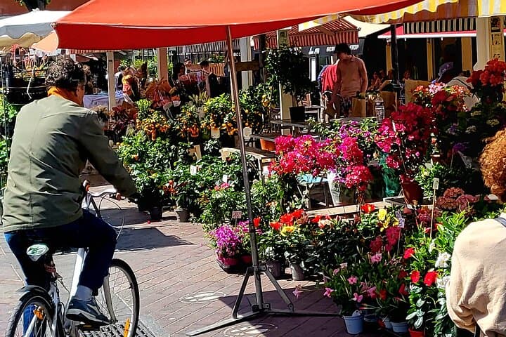 Colourful Excursion : Nice, Antibes and St Paul de Vence