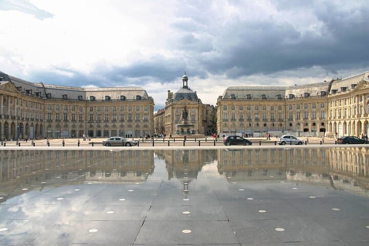 Bordeaux day trip in small group from Biarritz