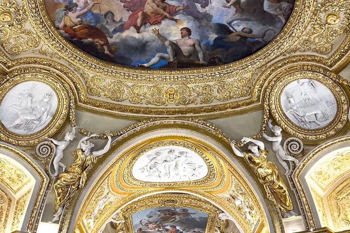 Paris: Louvre Skip-the-Line Tour to Mona Lisa
