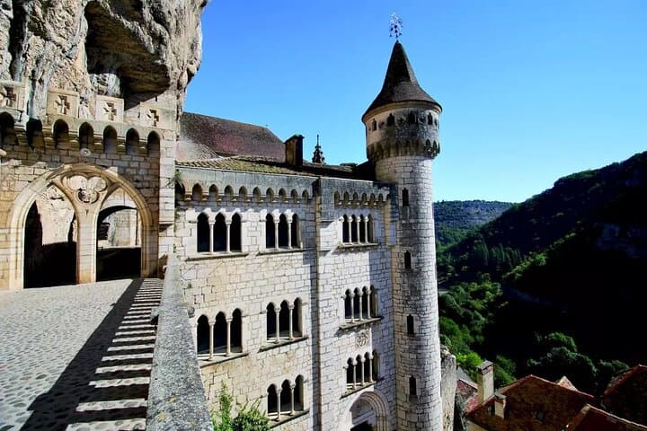 Rocamadour and Saint-Cirq Lapopie Cultural Heritage Private Tour