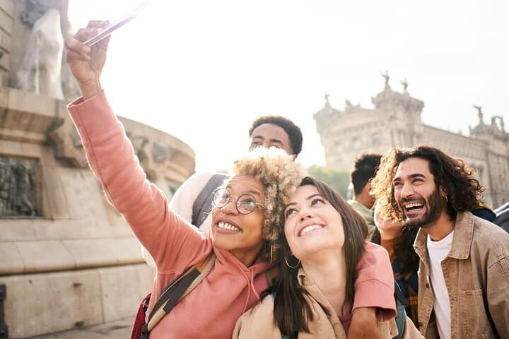 Explore Reims in 60 minutes with a Local