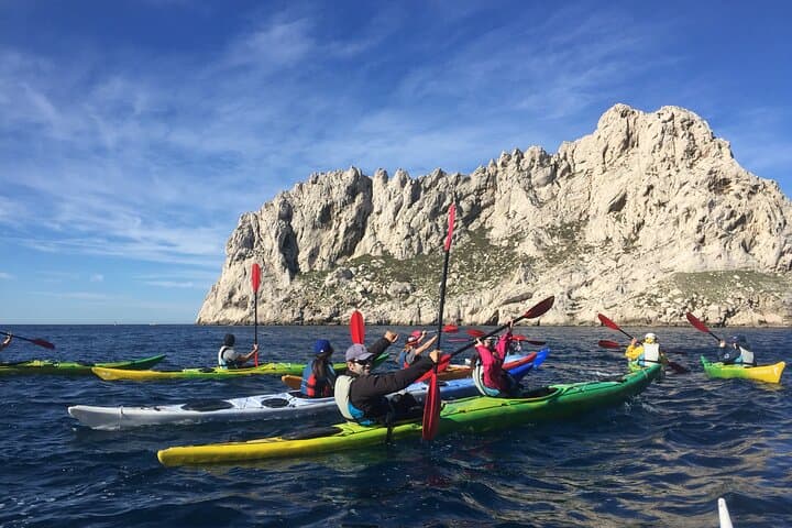 Group youth in sea kayak, marseille