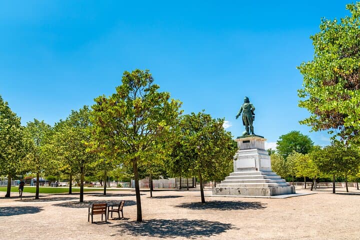 Explore Valence in 60 minutes with a Local