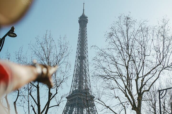 Paris Vintage Sidecar Tour – Emily in Paris highlights