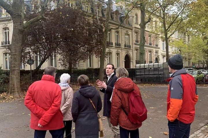 Historic Jewish Quarter Walk in Paris