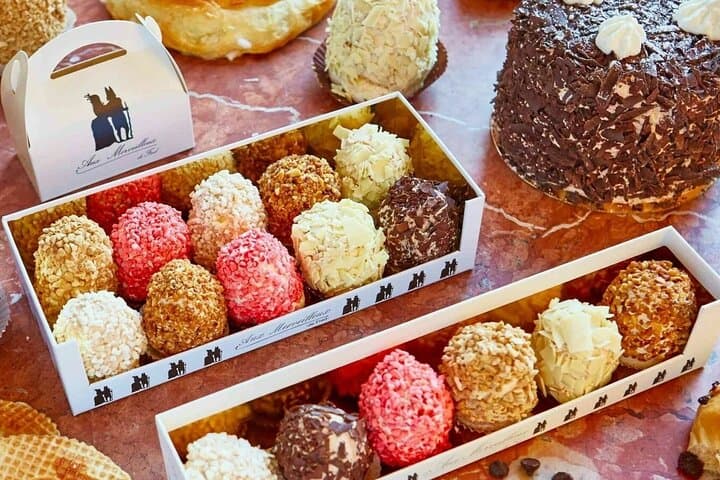 Paris Chocolat and Pastry Tour, Award-Winning & Trendy Desserts
