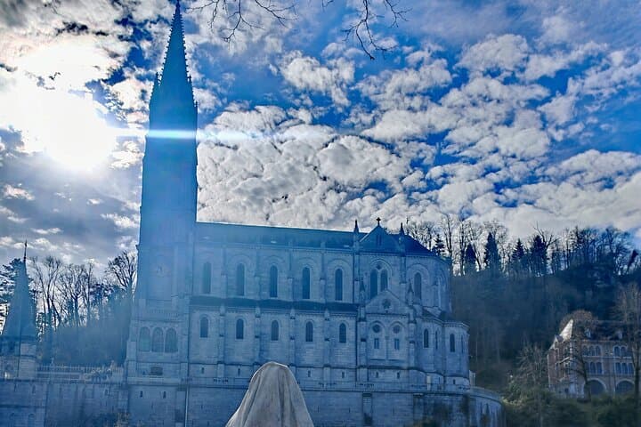 90 Minutes Lourdes Sanctuary Orientation Tour in English