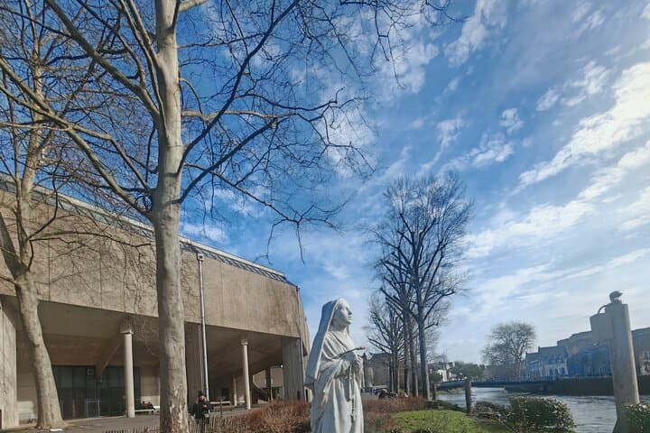 90 Minutes Lourdes Sanctuary Orientation Tour in English