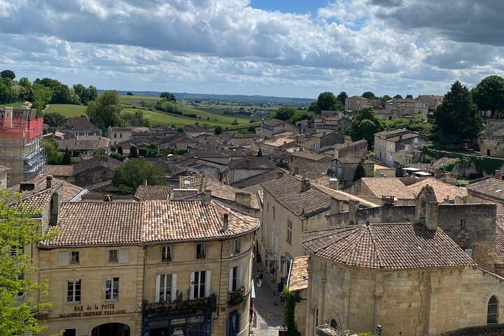 Private Wine Tour with Food Pairing Saint-Émilion