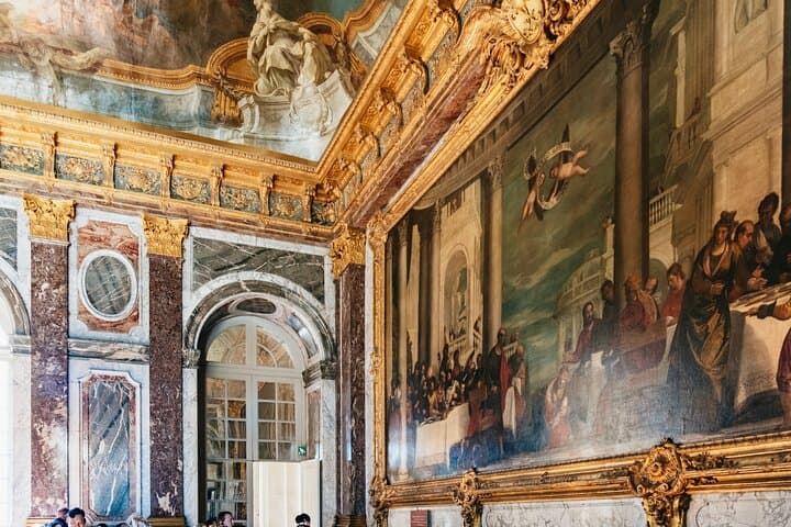 From Paris : Palace of Versailles and Gardens by Bus