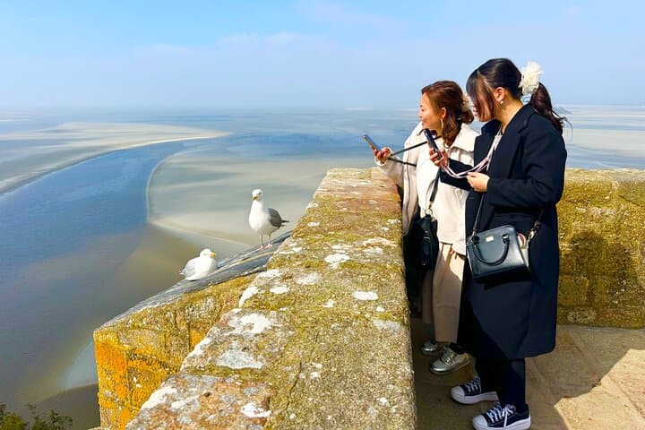 Private Day Trip from Paris to Mont Saint-Michel and Étretat