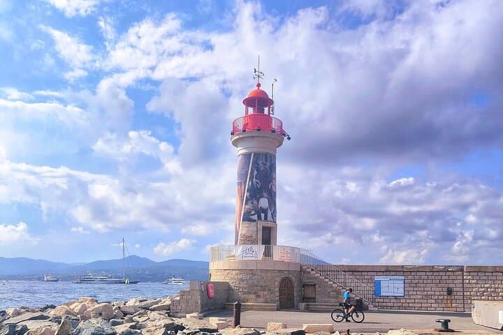 Discover Saint-Tropez: Panoramic Views, Old Town & Portside Life