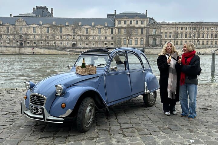 Tour of Paris in a 2CV 2H