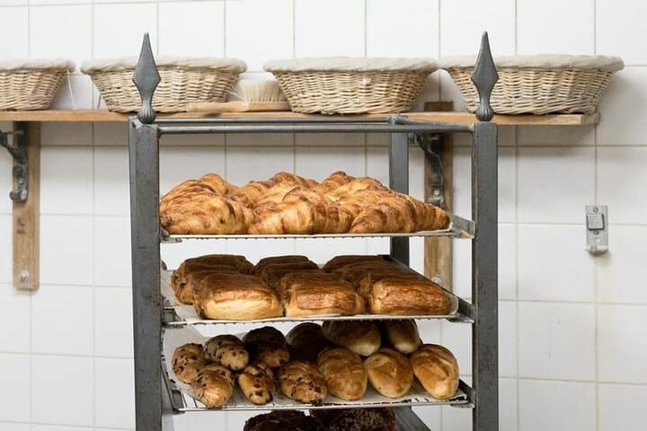 Best Croissants + Pastries -- Sweet & Savory le Marais Paris Walk