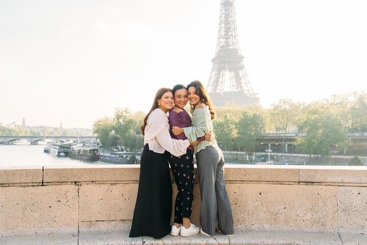 Paris - Family Photoshoot with Kid-Friendly Local Photographer