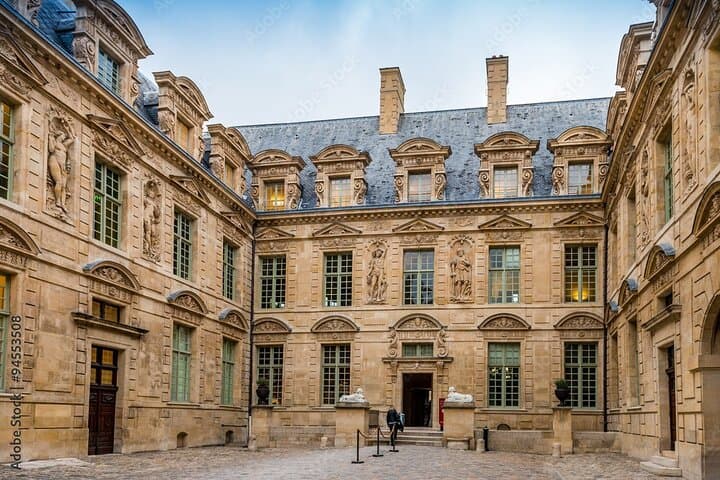 Private Marais Guided Walking Tour