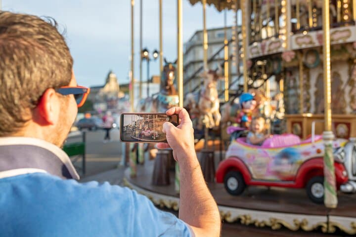 Private Transfer from Paris Centre to Disneyland Paris