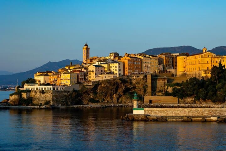 Best Intro to Bastia in 2 hours with a Local