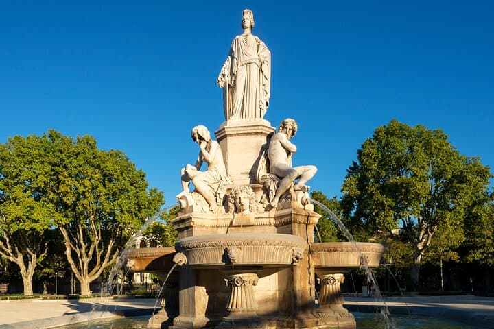 Best Intro to Nîmes in 2 hours with a Local